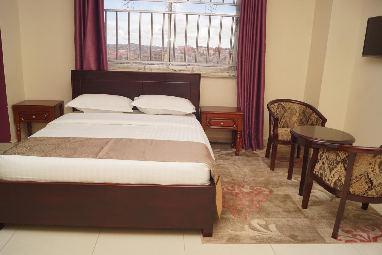 Diamonds Hotel Кампала Екстер'єр фото