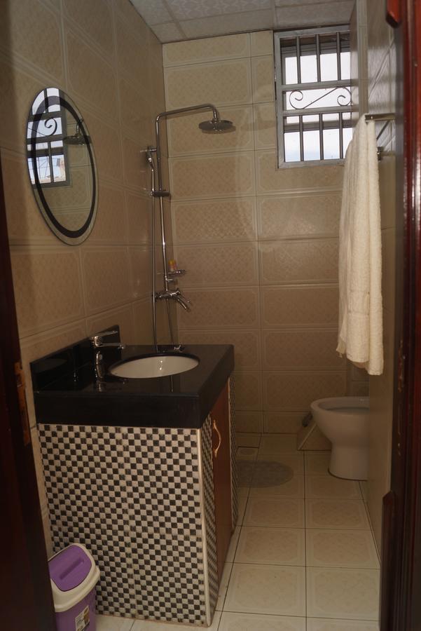 Diamonds Hotel Кампала Екстер'єр фото