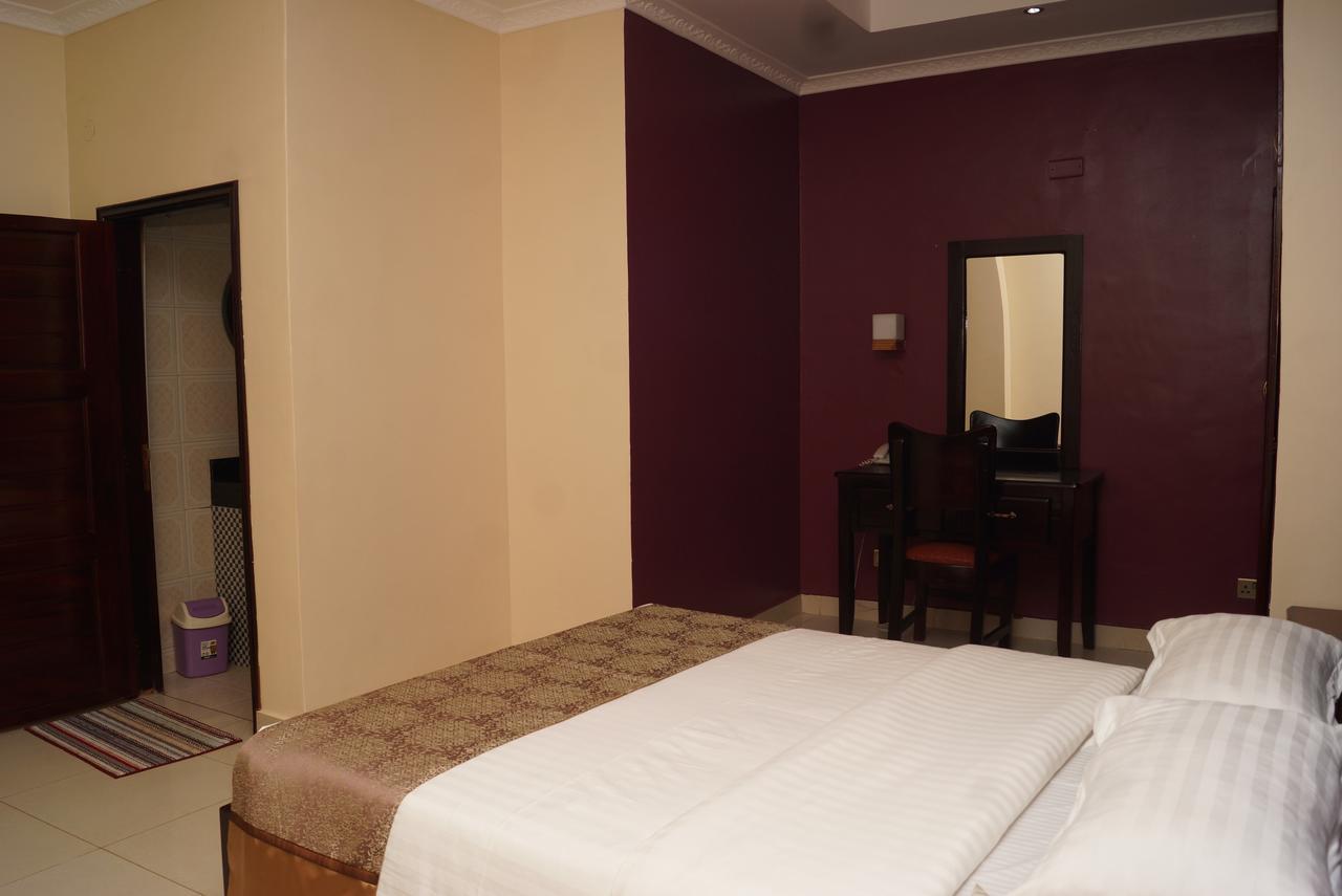 Diamonds Hotel Кампала Екстер'єр фото