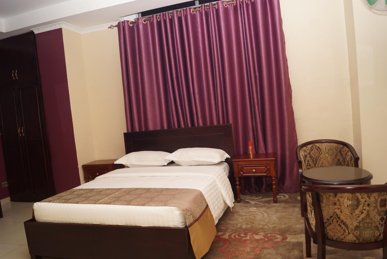 Diamonds Hotel Кампала Екстер'єр фото
