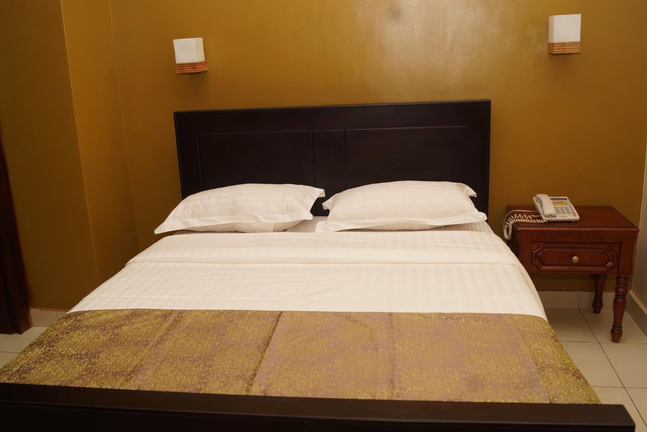 Diamonds Hotel Кампала Екстер'єр фото