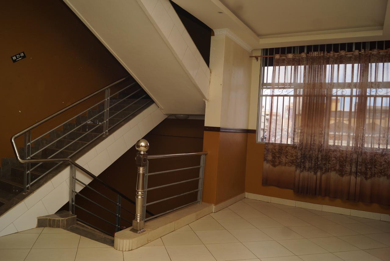 Diamonds Hotel Кампала Екстер'єр фото