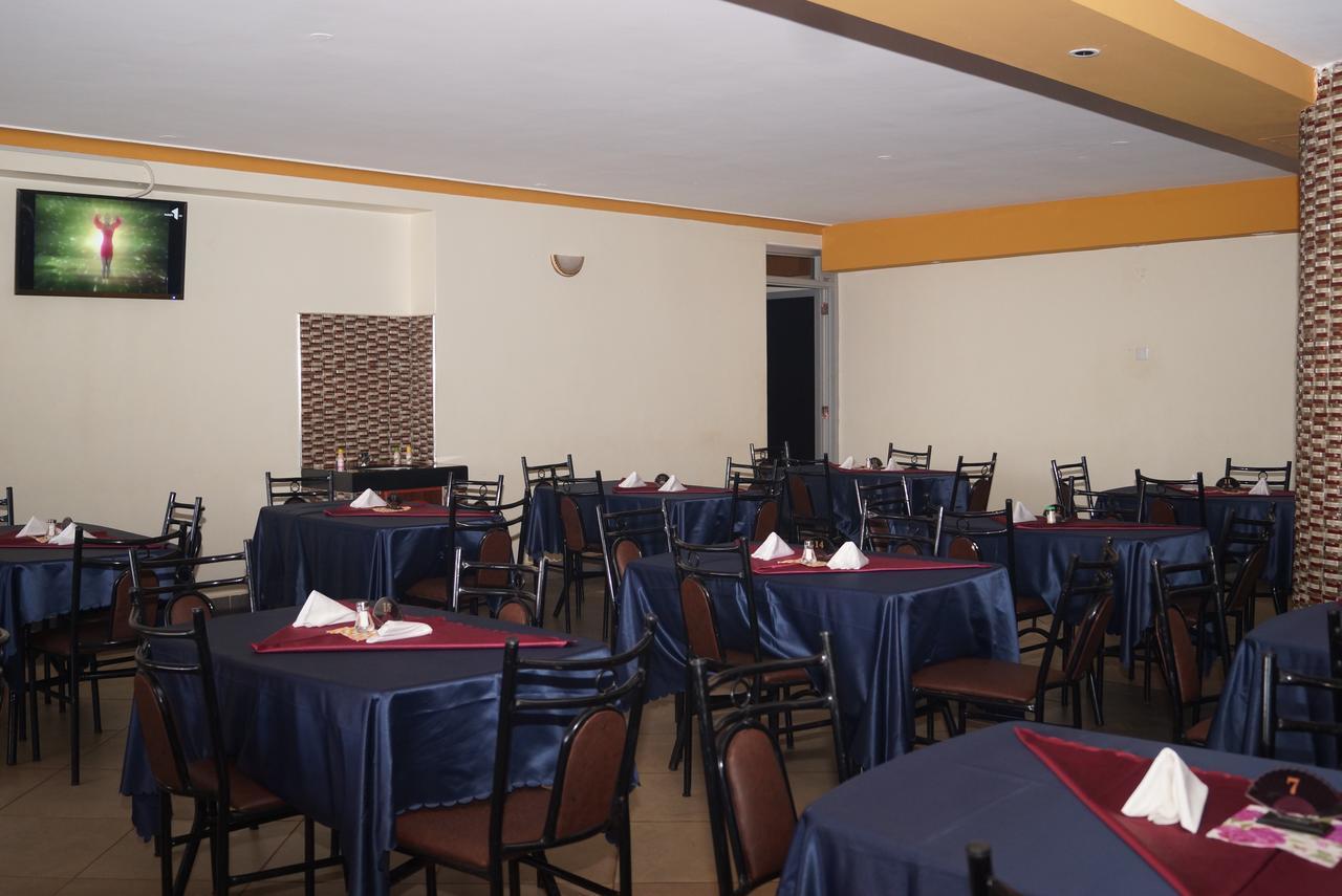 Diamonds Hotel Кампала Екстер'єр фото