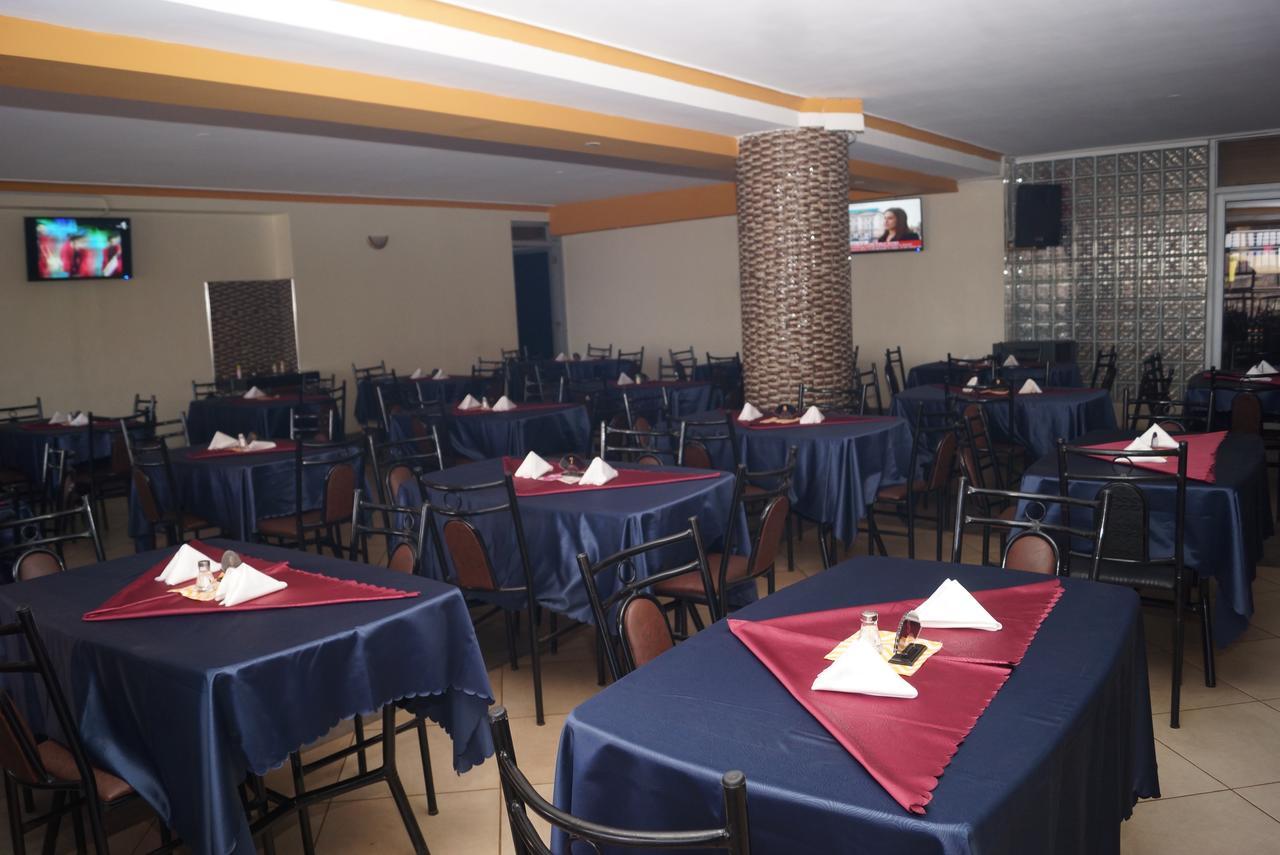 Diamonds Hotel Кампала Екстер'єр фото