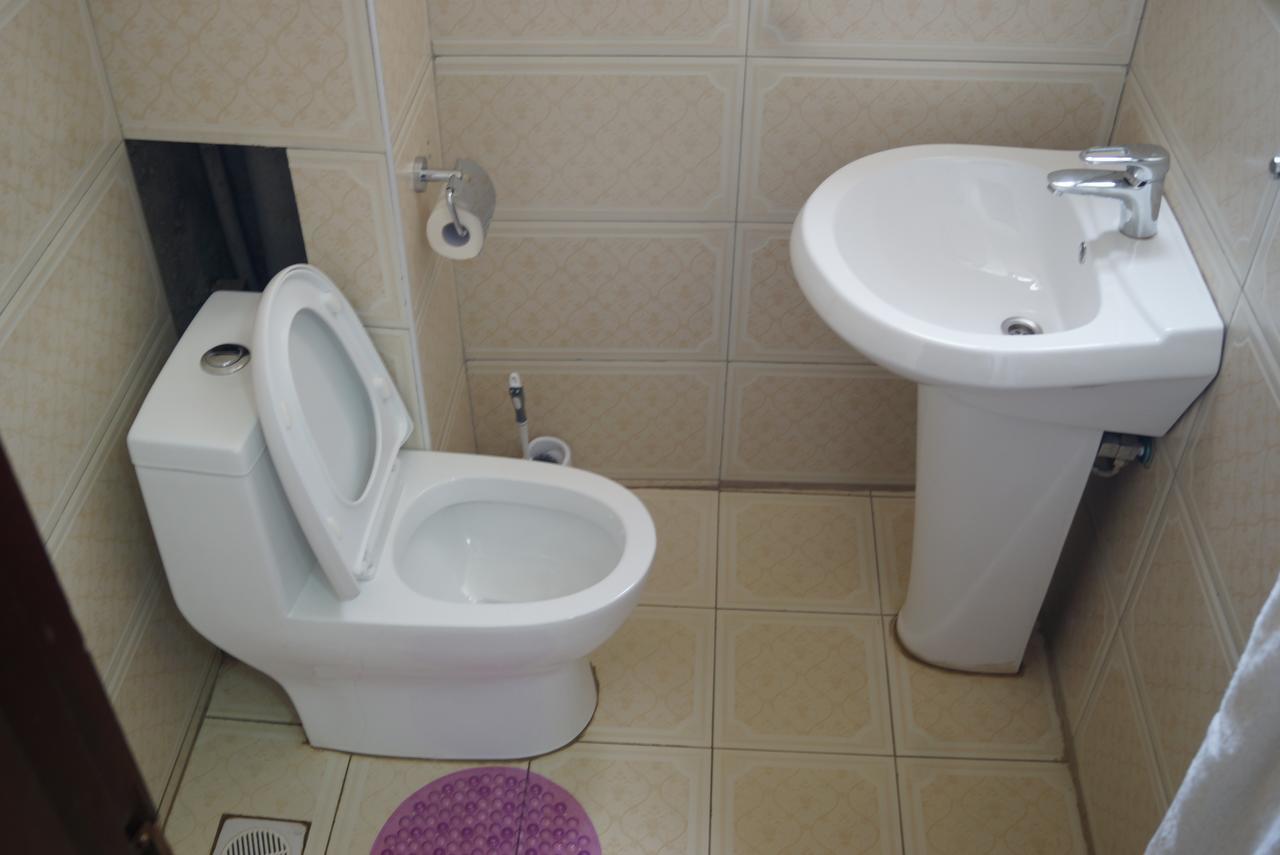 Diamonds Hotel Кампала Екстер'єр фото