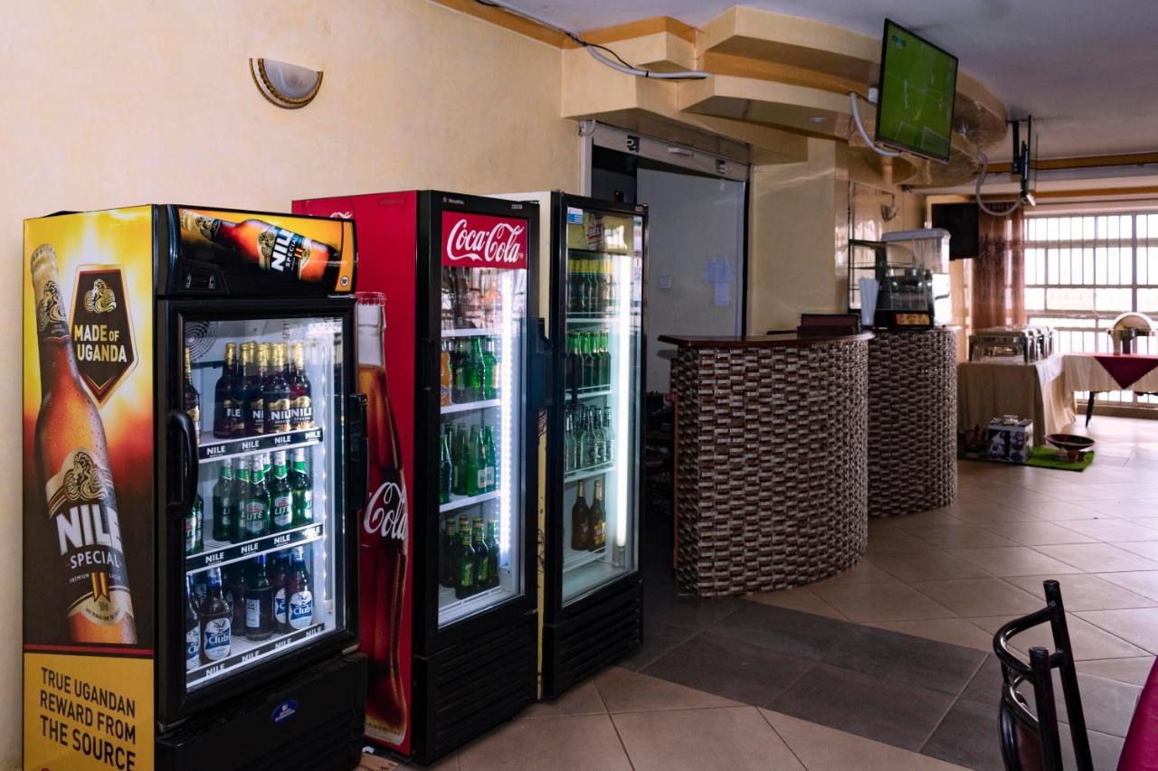 Diamonds Hotel Кампала Екстер'єр фото