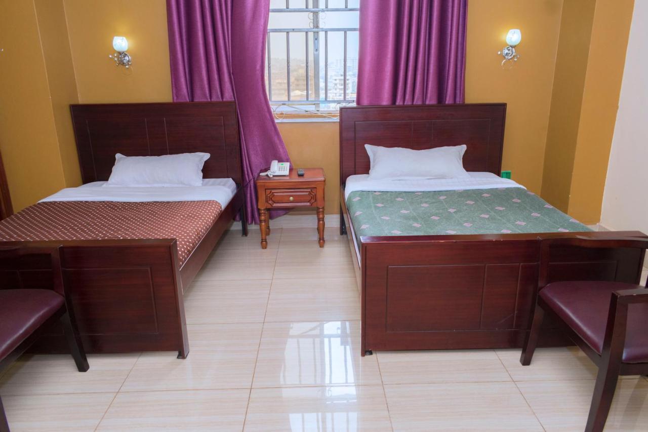 Diamonds Hotel Кампала Екстер'єр фото