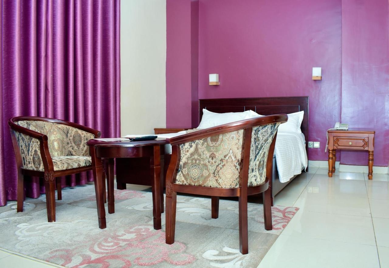 Diamonds Hotel Кампала Екстер'єр фото